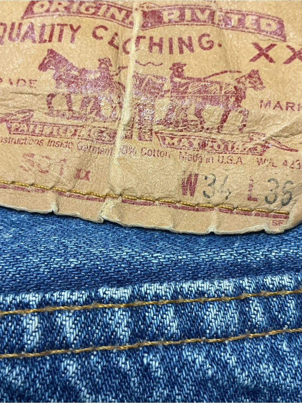 Vintage Levi’s 501XX button fly medium wash straight leg jeans 32 x 32 USA made